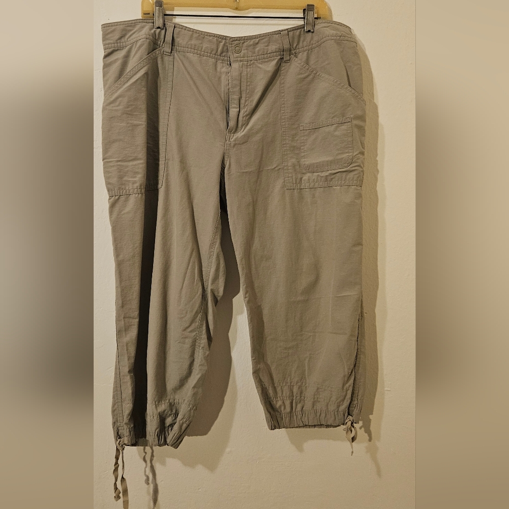 Danskin Now Women's Cargo Khaki Pants